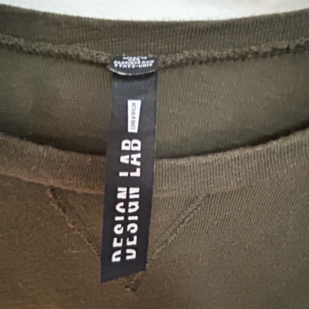 Design Lab Grunge Style Sweater - Picture 4 of 7